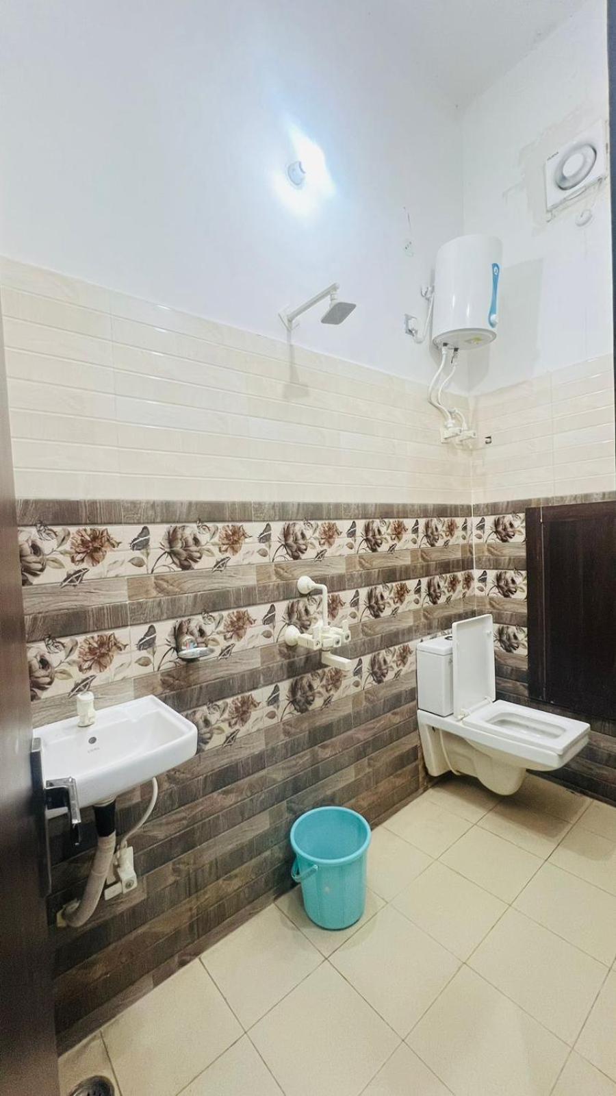 Hotel Rudra Residency Near Railway Station 마투라 외부 사진