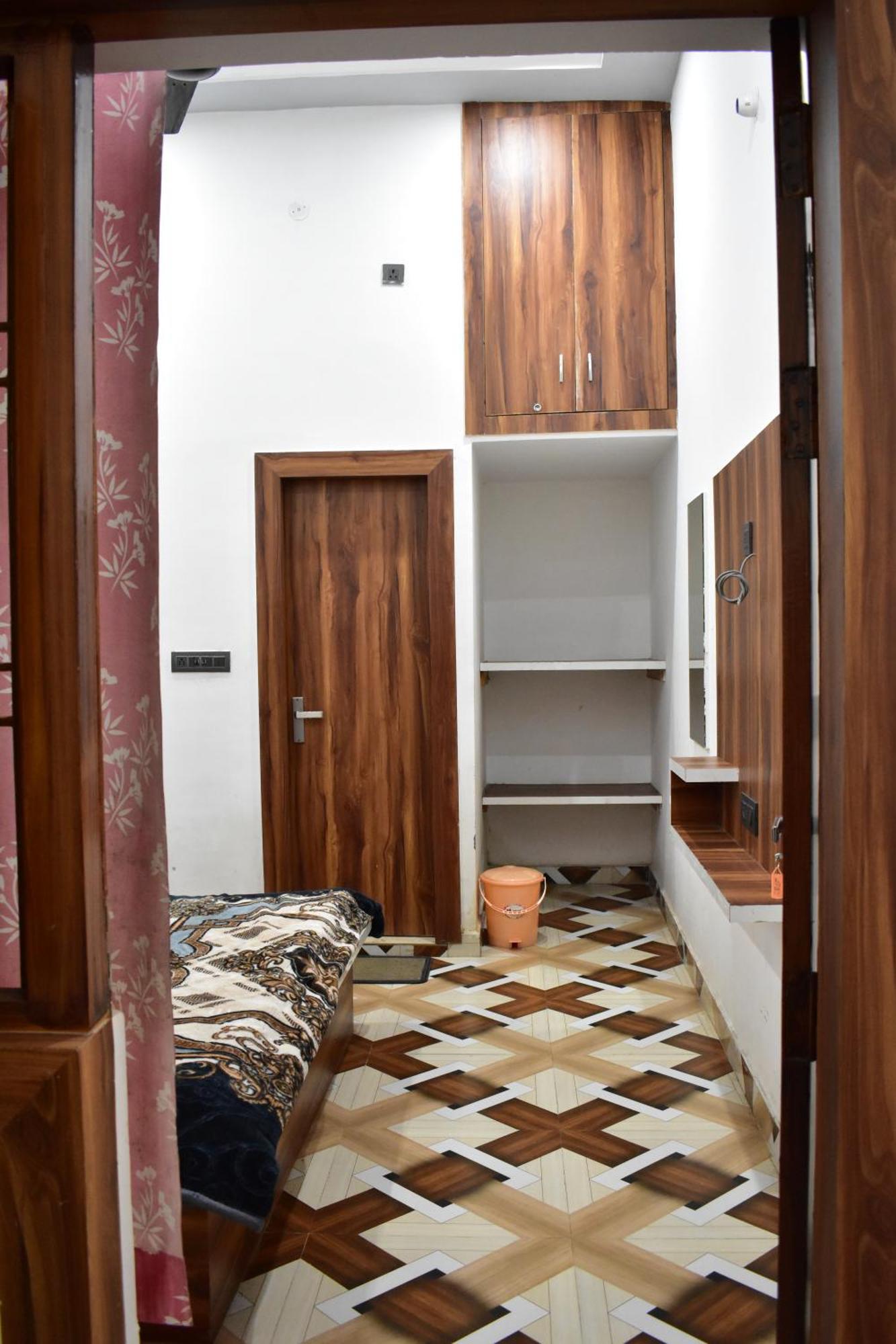 Hotel Rudra Residency Near Railway Station 마투라 외부 사진